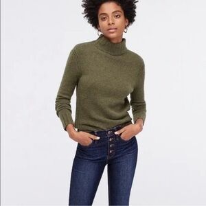 Jcrew NWT olive green wool sweater XS